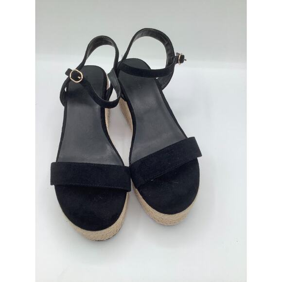 Banana Republic Wedges Black Suede Size 10 Classy Chic EUC - Picture 3 of 7